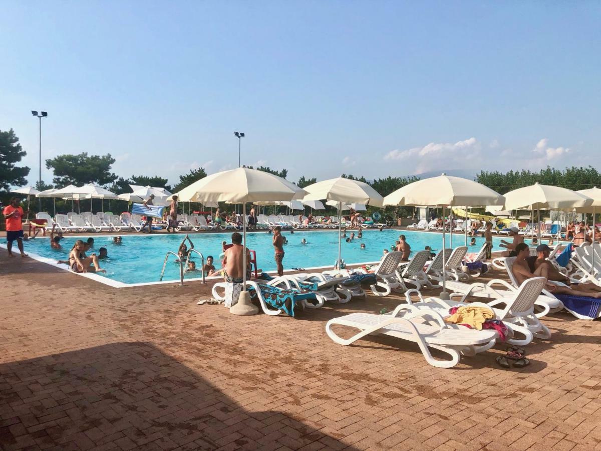 Apartment Rosa Noisette Lazise Esterno foto